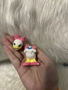 Gänseblümchen Ente Disney Keramik Figur BESCHÄDIGT - Bild 1 von 3