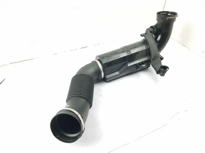 BMW F40 2019 serie 1 caja de aire tubo de entrada 1,5 gasolina B38A15M1 (B38A15A) 8693166 Foto 1 de 4