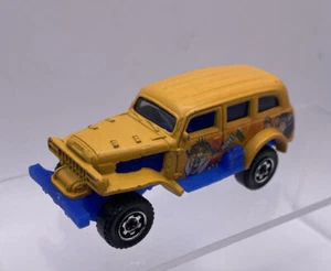 Matchbox Jungle Crawler Yellow Penguins Madagascar Exclusive 2012 Car SUV Truck - Picture 1 of 3