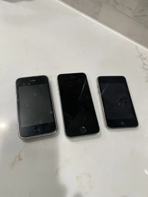 Apple iPhone I Pod Lot Pre Owned Have Not Been Tested Lot Of 3 Items Please read - Image 1 of 4
