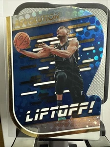 ¡Despegue Dennis Smith Jr. Panini Revolution 2018-19! Troquelado #9 Dallas Mavericks - Imagen 1 de 2