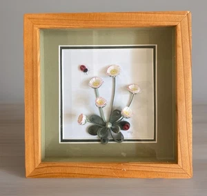VTG  framed 3D layered glass daisies & Ladybug Art by Jenny Matthews,Victoria CA - Picture 1 of 12