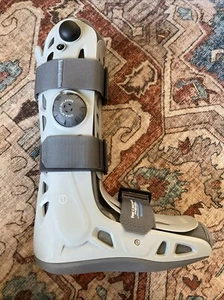 NEW Aircast AirSelect Standard Medium Walker Brace / Walking Boot Gray Size: M - Picture 1 of 7