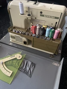Bernina Record 530-2 Vintage Sewing Machine Fully Functional With Foot Pedal - Picture 1 of 4