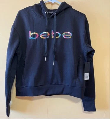 Sudadera con capucha Bebe Sport para mujer talla S negra lentejuelas arco iris logotipo Bebe nueva con etiquetas precio de venta sugerido por el fabricante 89 USD Foto 1 de 4