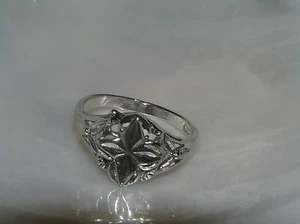 Estate 925 Marked Ornately Carved Four Point Flower Cut-out Ring Size 8.25 – - Picture 1 of 5