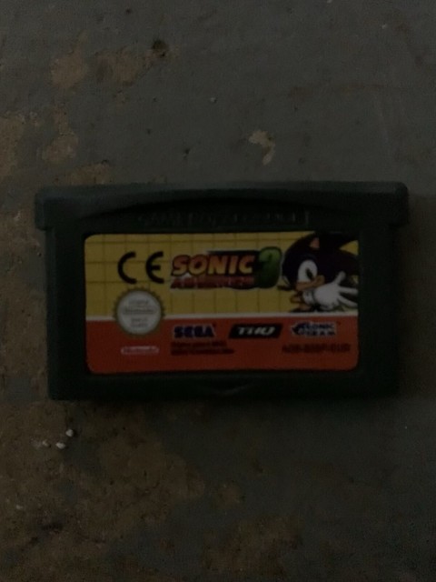 Jogue Sonic Advance gratuitamente sem downloads