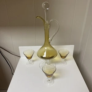 Vintage Enesco Golden Amber Italian  Hand Blown Glass Decanter With Glasses - Picture 1 of 9