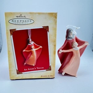 Hallmark Keepsake Ornamento Un Angelo Tocco 2004 Madre Figlia Danza - Foto 1 di 5