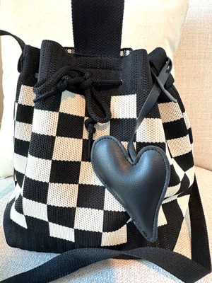Nuevo Bolso Cubo a Cuadros Blanco y Negro Bolso de Mano Cartera con Corazón Cartera Dije Foto 1 de 4