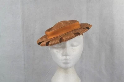 antique hat straw tip/tilt  women's  1940s light rust/peach color original - Image 1 of 4