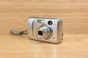 Fujifilm FinePix A350 5.2 MP Digital Camera, with 3x Optical Zoom - Picture 1 of 7