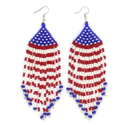 PENDIENTES ESTILO NATIVO HECHOS A MANO PATRIÓTICO ROJO BLANCO AZUL CON CUENTAS BANDERA COLOR E61/18 Foto 1 de 4