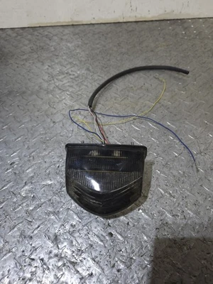 CONJUNTO INTEGRADO DE LANTERNA TRASEIRA HONDA CBR600rr 2007-2012 - Imagem 1 de 4