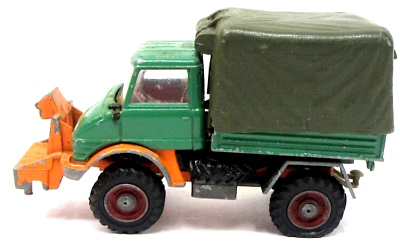 Corgi #406 MERCEDES UNIMOG 1/43 diecast play worn - Image 1 of 4