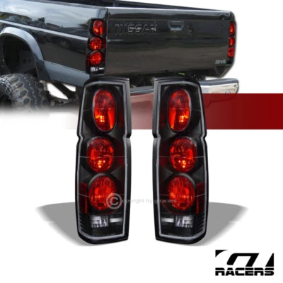 Luces traseras negras deportivas Altezza para camioneta Nissan 1986-1997 carrocería dura D21 Foto 1 de 4
