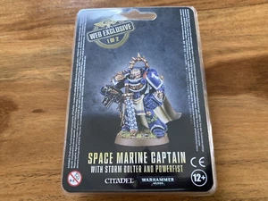 Warhammer 40k Space Marine Captain w/ Storm Bolter & Powerfist Web Exclusive - Picture 1 of 4