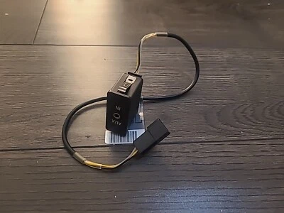 2006-2013 BMW AUXILIARY AUDIO INPUT SOCKET RECEIVER 6940237 OEM* - Image 1 of 4