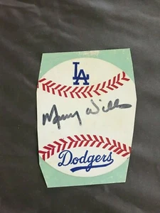 MAURY WILLS SIGNIERTER BASEBALL-AUFKLEBER LA DODGERS SIGNIERT - Bild 1 von 2