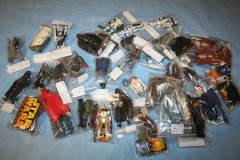 STAR WARS 2005 ROTS FIGURES VADER ANAKIN CLONES COMPLETE LOOSE WEAPON HASBRO Cover