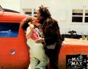 Mad Max ORIGINAL Aushangfoto Mel Gibson / George Miller ROAD-KLASSIKER SELTEN - Picture 1 of 1