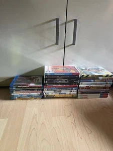 DVD Konvolut Sammlung Disney Kinderfilme Klassiker und Weitere Filme - Bild 1 von 4
