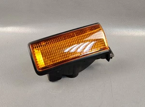 TOYOTA MARK2 GX80 LX80 SX80 RIGHT HAND TURN SIGNAL ASEEMBLY OEM NEW 81511 22330 - Picture 1 of 24