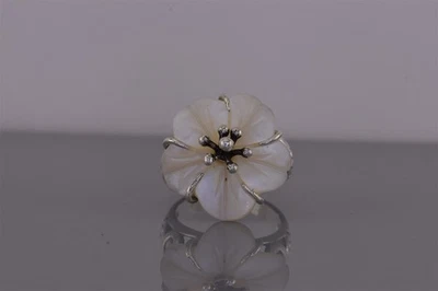 Anel Sally C prata esterlina 20 mm esculpido em madrepérola flor banda 925 tamanho: 6 - Imagem 1 de 4
