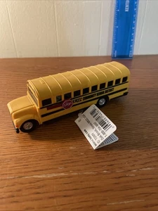 Autobús escolar vintage Ertl 1/64 amarillo auténtico - Imagen 1 de 8