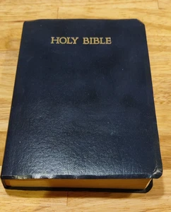 Vintage King James Holy Bible Red Letter Edition Thomas Nelson 1984 Softcover - Picture 1 of 11