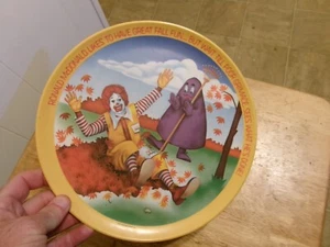 Vintage Ronald McDonald Lexington Teller 1977 Herbst Melamin 10" Grimassenblätter Spielen - Bild 1 von 3