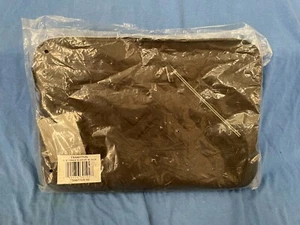 Nueva funda para computadora portátil TARGUS Trax para computadoras portátiles de pantalla ancha de 15,6" negra (TSS677US) NUEVA CON ETIQUETAS - Imagen 1 de 12