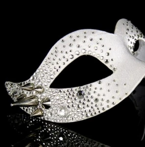 Venetian Mask , White with crystals & spikes - Picture 1 of 3