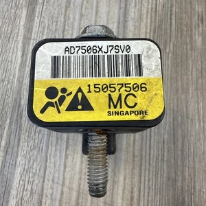 CHEVY TAHOE SILVERADO YUKON ESCALADE FRONT SENSOR OEM 15057506 - Picture 1 of 7