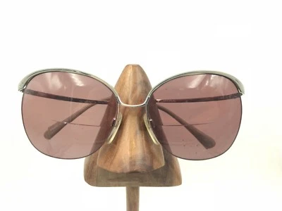 Gafas de sol vintage Givenchy Couture universales gris plata mariposa SOLO MARCOS Foto 1 de 4