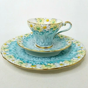 Aynsley Daisy Petals Floral Chintz Blue Corset Teacup and Saucer Plate Trio - Picture 1 of 12