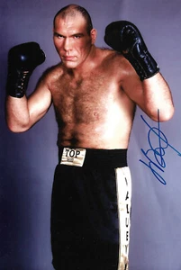 Nikolai Valuev signiert 8x12 Zoll Foto Autogramm - Bild 1 von 1