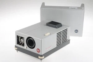 LEICA Pradovit N Diaprojektor - Bild 1 von 3