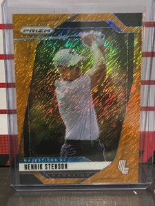 Henrik Stenson 2025 Panini Prizm LIV Golf Gold Shimmer Prizm #/8 #76 Majesticks - Imagen 1 de 2