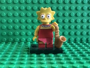LEGO Minifigure The Simpsons Series 1 #71005 Lisa Simpson w/ saxophone - Picture 1 of 1