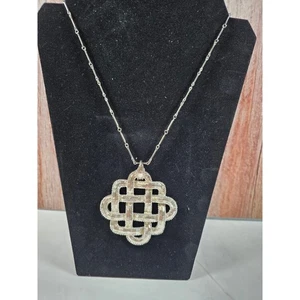 17" silver toned Celtic knot necklace - Picture 1 of 3