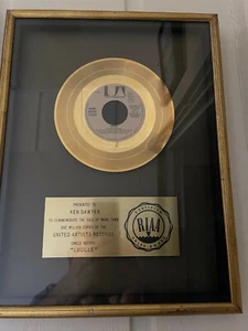 RIAA Oro Kenny Rogers 45 ""LUCILLE"" 17 x. 13 x 1/1/4.. Excelente Estado. - Imagen 1 de 1