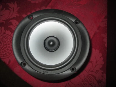 Woofer PSB Image 8C #1 - Immagine 1 di 3