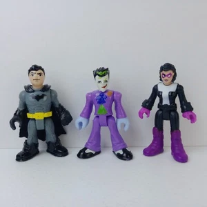Imaginext DC Super Friends Lot Figuren Bruce Wayne Batman The Joker The Huntress - Bild 1 von 23