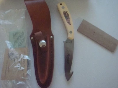 Schrade Scrimshaw hoja fija. 518 SC. Gancho para intestinos Foto 1 de 4