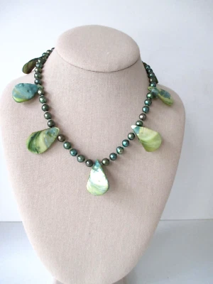 Collar de abulón verde hecho a mano para mujer 7 colgantes 15" Foto 1 de 4