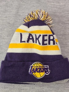 LA Lakers Pom Beanie New Era - Picture 1 of 10