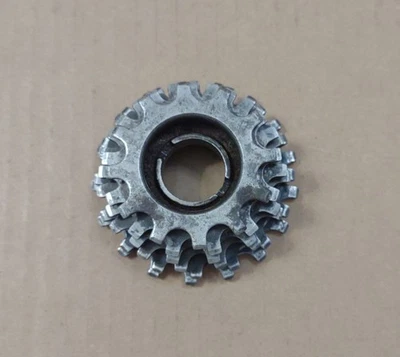 Bicicleta de Colección Ciclismo Regina Rueda Libre Extra Oro Italiana Roscada 6 Velocidades 12x17t Foto 1 de 4