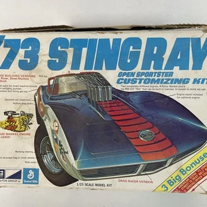 Kit de coche modelo MPC 1973 Corvette Sting Ray 1/24-1/25 raro con caja - Imagen 1 de 16