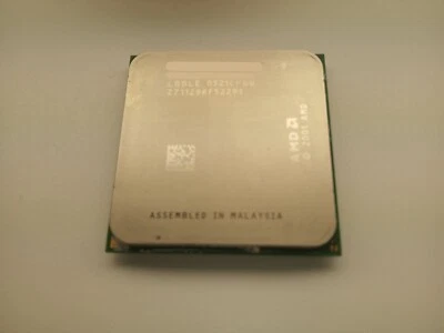 AMD Athlon 64 ADA3000DAA4BW 3000+ 1,8 GHz socket 939 - Photo 1/2